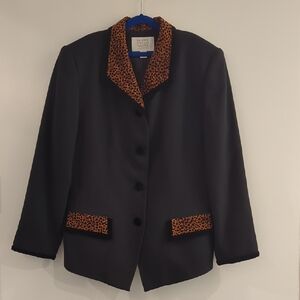 Valerie Stevens Petites Pure Wool Cheetah Print Blazer With Velvet Trim